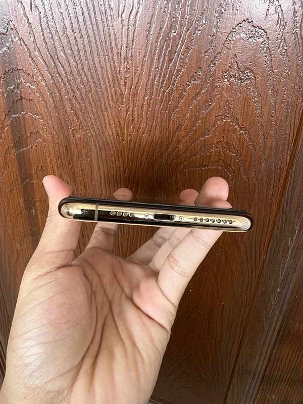 iPhone 11 Pro Max 256gb Approved 3