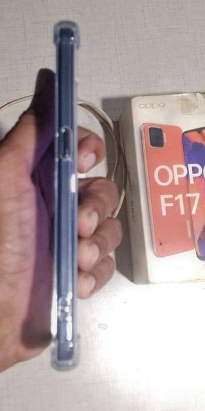 Oppo f17 8/128 Penal Chang deba chargar sath he 8