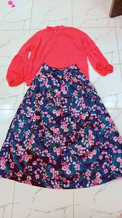 skirt with shirt pink and navy blue contrast