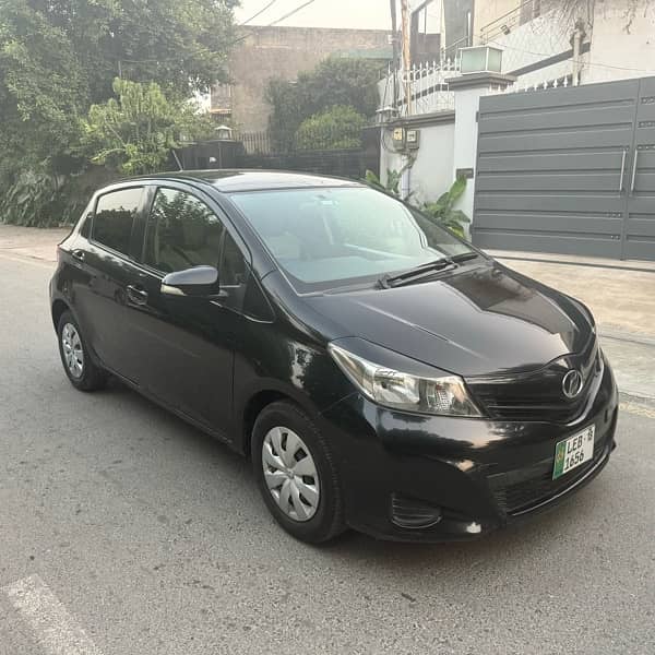 Toyota Vitz 2012 3