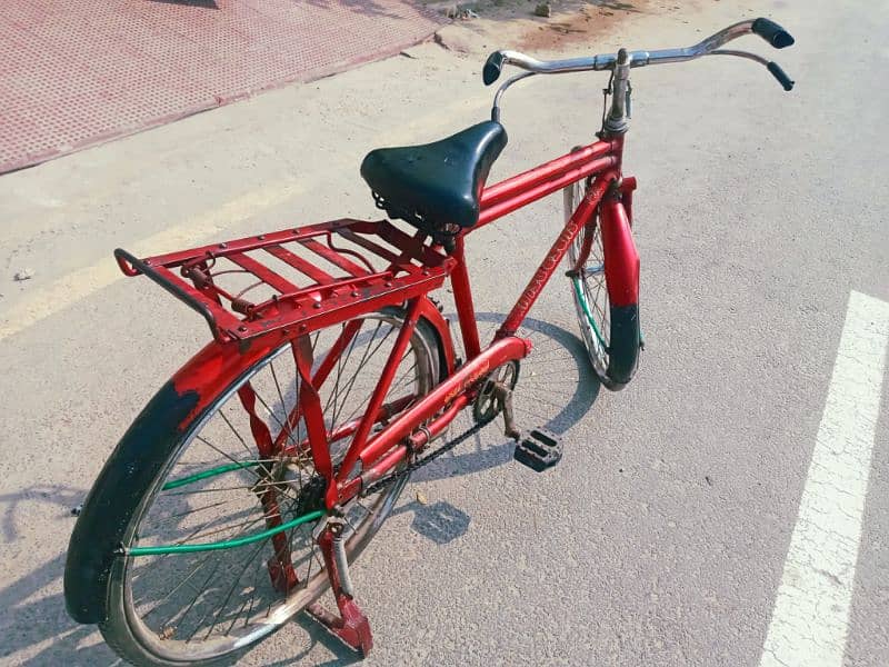 sohrab cycle very good condition price fixed 1