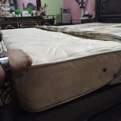 Mattress 8"