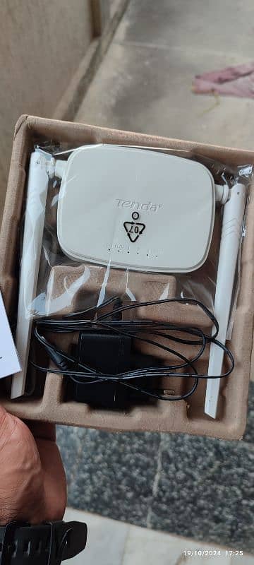 Tenda Wifi Router 2