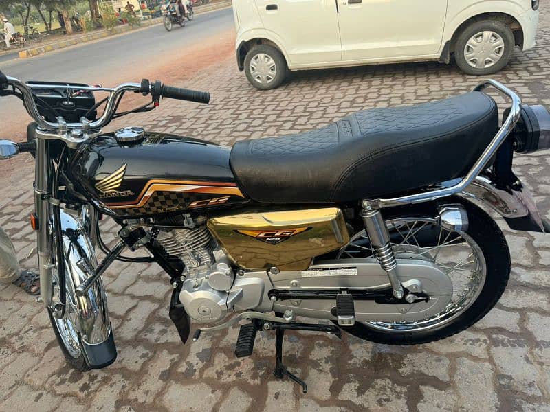 CG 125 Gold Edition 2