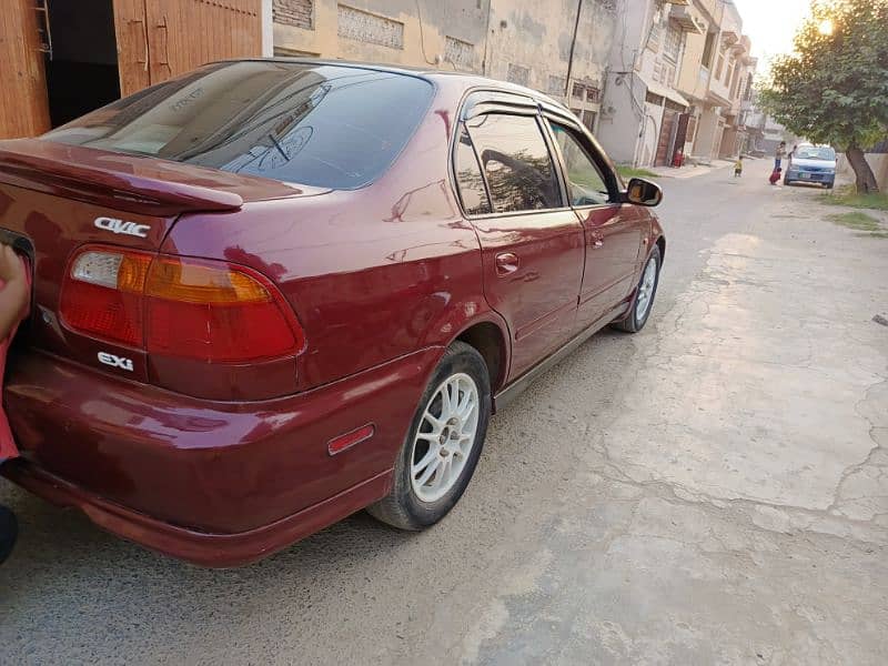 Honda Civic EXi 2000 4