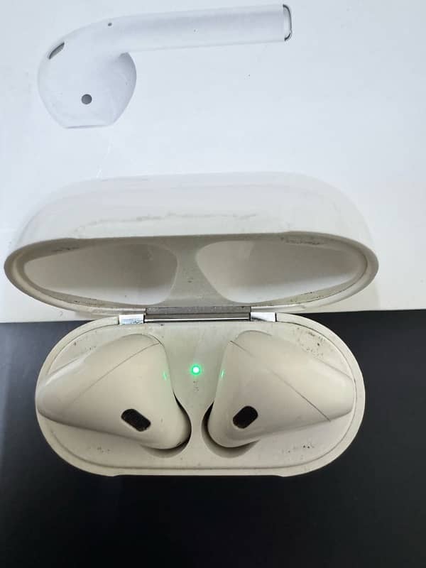 Airpods Generation 2 Original 6