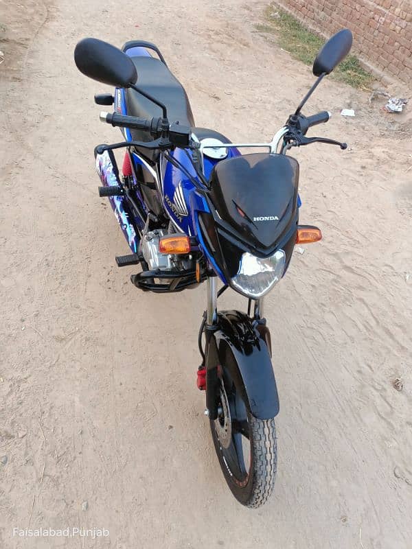 CB 125f 21+22 model 03087244573 2