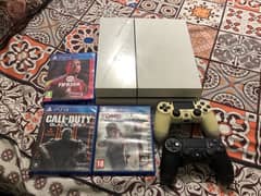 PS4 500 GB WHITE, 3 games Disk button issue