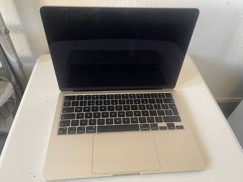 Mac air M2 256gb with Apple care 2