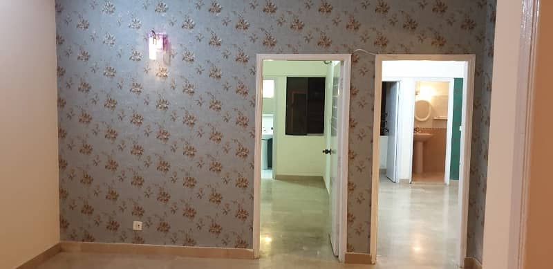 well maintained flat 4 bed dd available for rent in DHA phase 6 Bukhari commercial 7