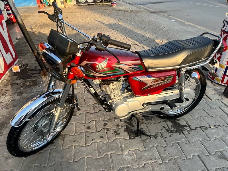 Honda 125 model 2023 Isb registered 2