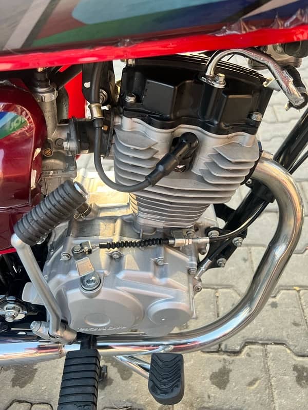 Honda 125 model 2023 Isb registered 5