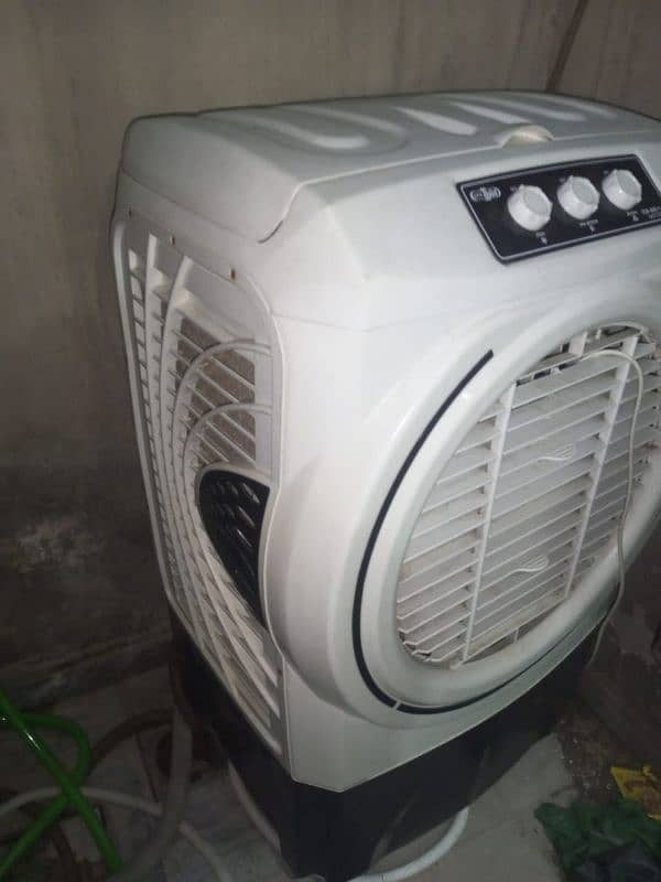 super Asia air cooler esm 4600 plus 4 months used 1