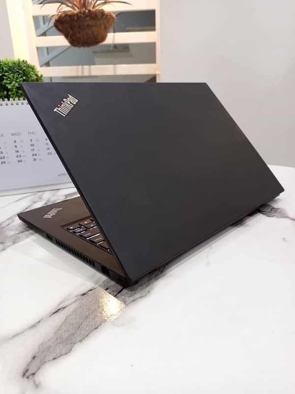 I7 Lenovo ThinkPad P14s | 16/256 | 2GB NVIDIA | 10th Gen 4