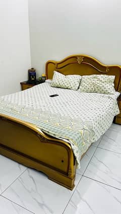 Complete Bedroom Set with Mattress & Wooden Furniture for Sale