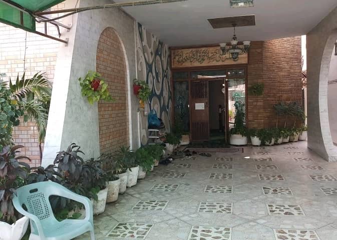 A Prime Location House Of 425 Square Yards In Rs. 100000000 4