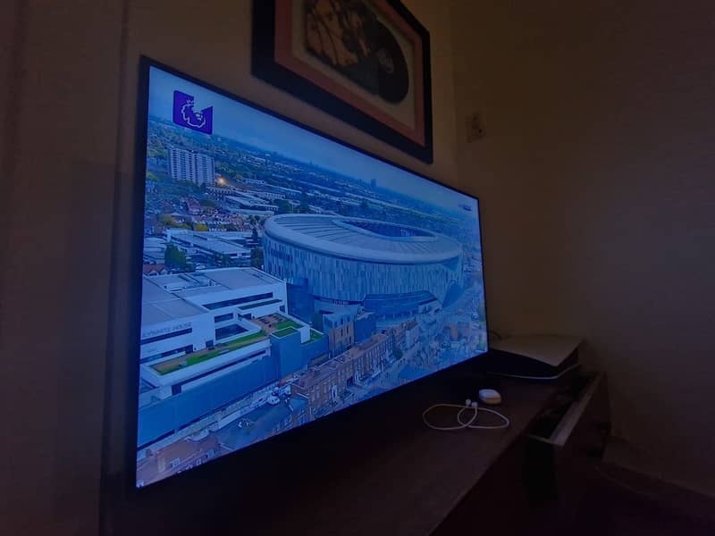 Samsung 43 inch 4k Smart TV | 43TU7000 1