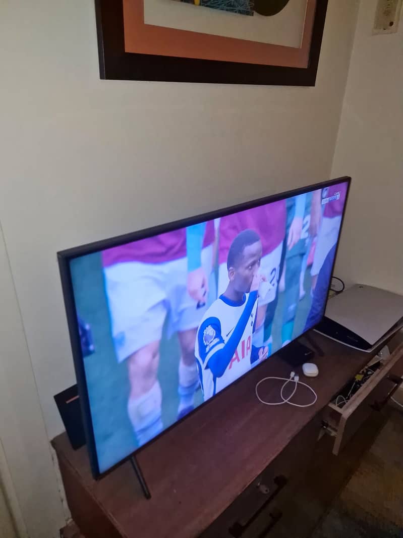 Samsung 43 inch 4k Smart TV | 43TU7000 2