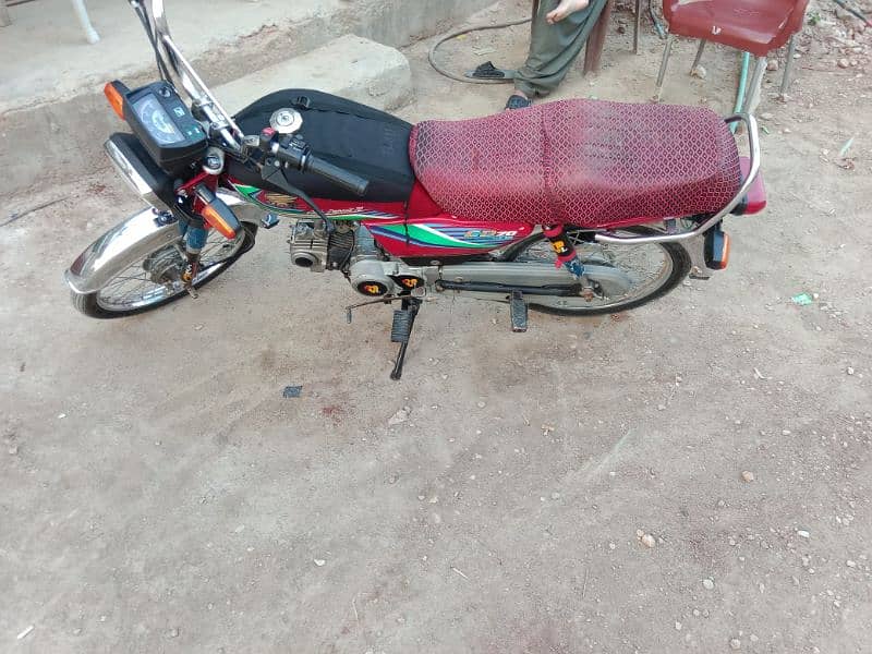 Honda CD 70 Used Like New. 2