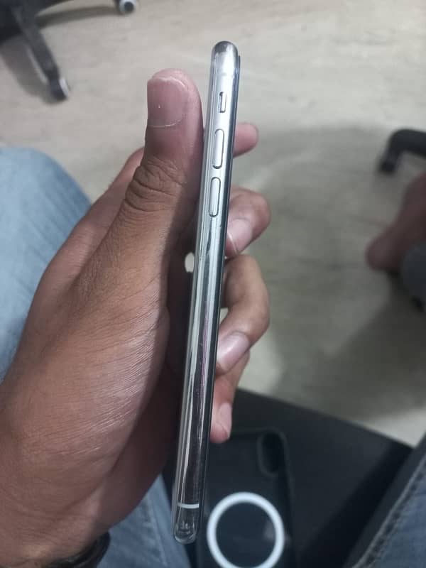 i phone x pta apprived 256 gb 6