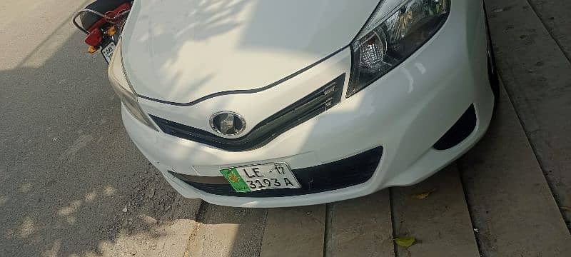 Toyota Vitz 2013 4