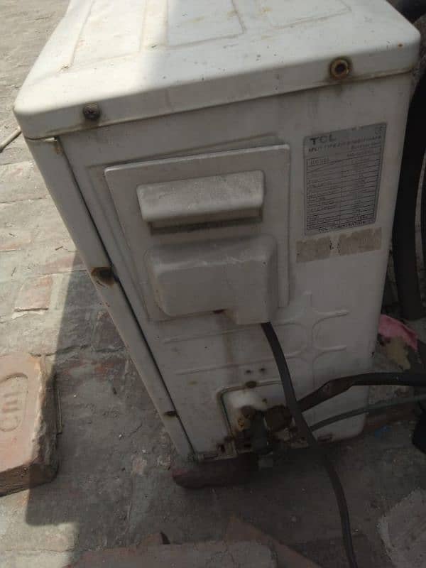 TCL ac 1 ton non inverter 7