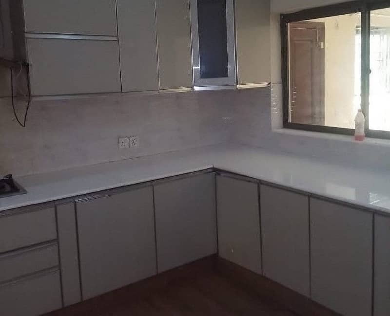 1 Kanal House Use Available For Sale 5