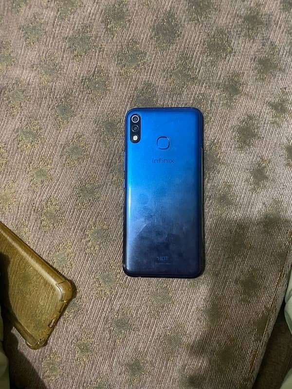 Infinix Hot8 Lite 1