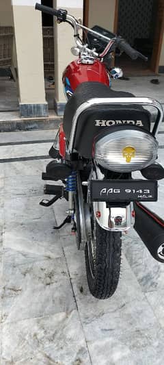 I m selling CG 125 2024 model