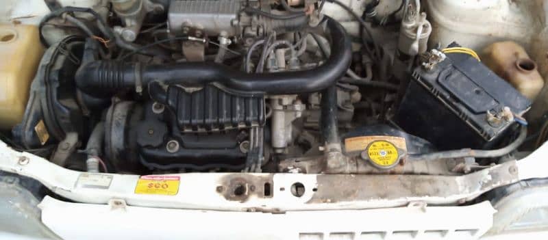 Suzuki mehran VXR Ac euro 2013 EFi genuine in condition family use car 3