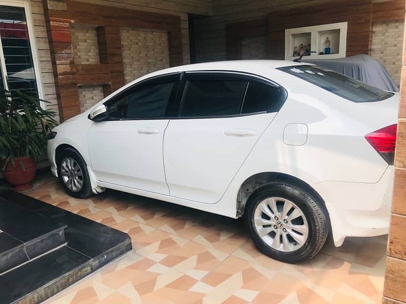 Honda City IVTEC aspire 1.5 prosmatec 12