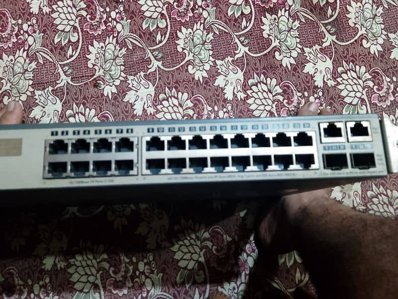 giga bit 24 ports switch 1