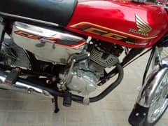 Honda 125 Hyderabad number 21 model