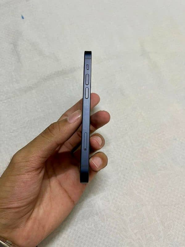 IPhone 12 Mini 2