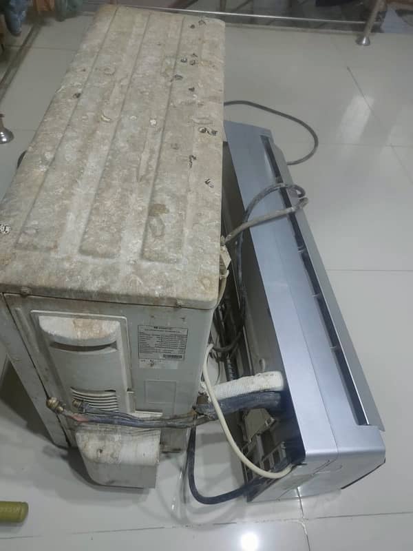 GREE 1 TON INVERTOR WORKING GOOD CONDITION 0