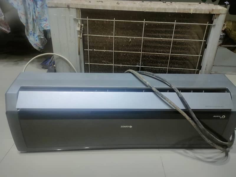 GREE 1 TON INVERTOR WORKING GOOD CONDITION 5