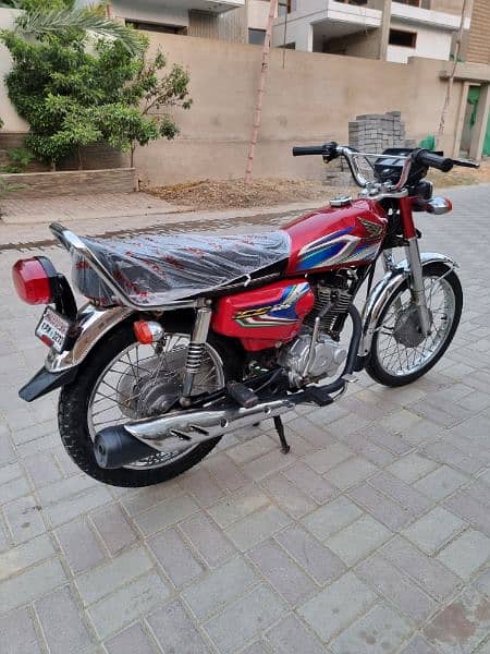 Honda CG125 Red. Excellent Condition 2