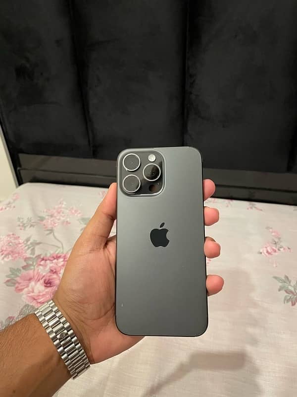 IPHONE 15 PRO MAX (NON PTA) 1