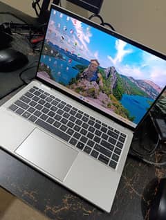 HP Elitebook 1040 G8 x360 core i7 11 generation 0