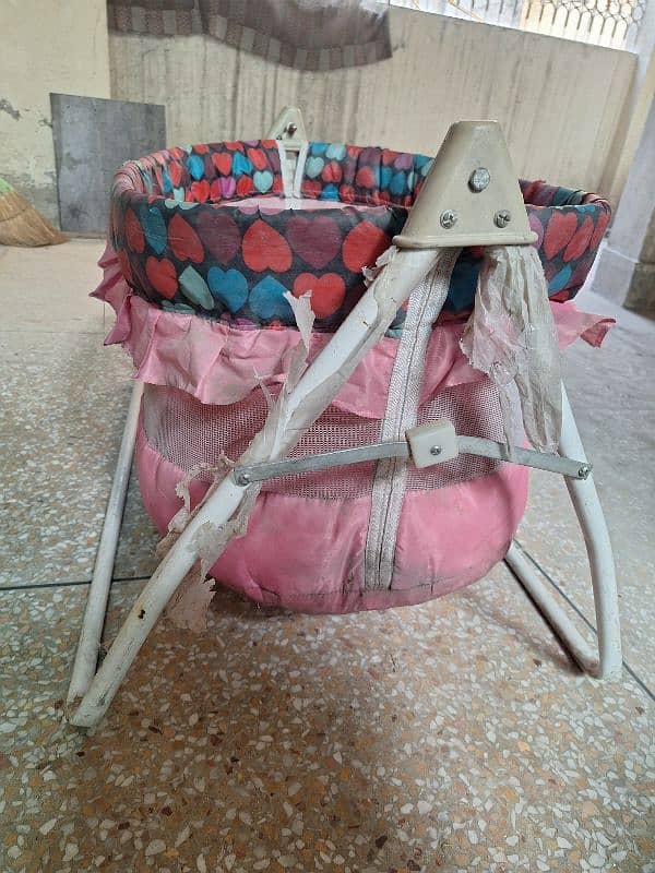 Kids Swing / Baby Swing / Swing for sale / جھولا/Jhoola/Jhola 1