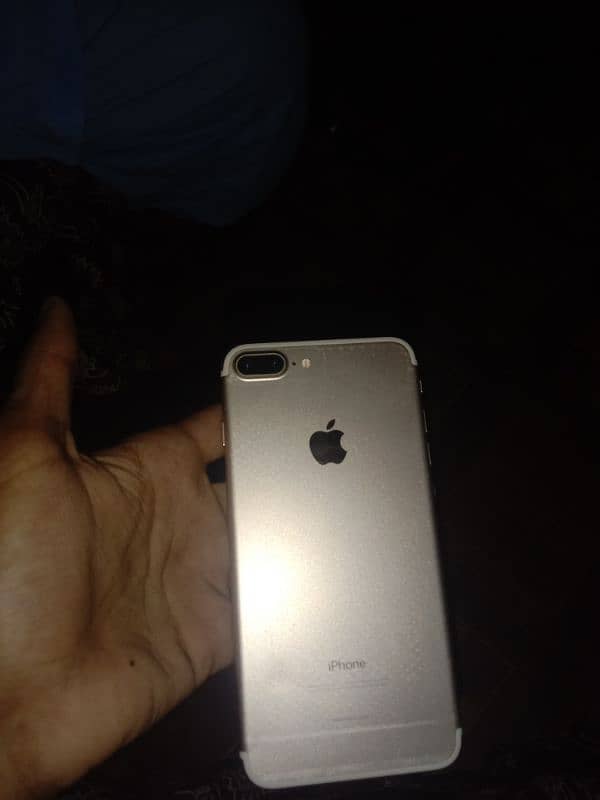 iphone 7plus 128 gb non PTA but sim working 1