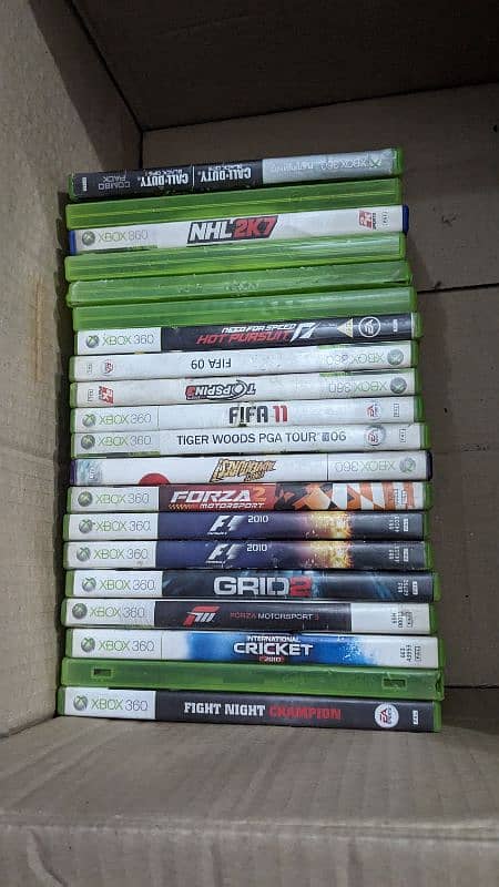 Xbox 360 Slim ||| 250 GB ||| 300+ GAMES 2