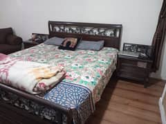 King size wooden bed set