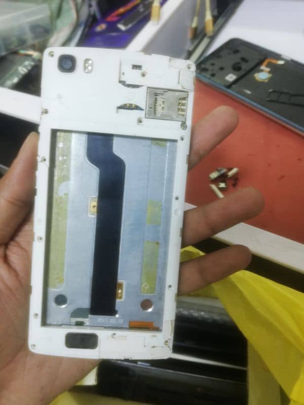 q mobile board dead lcd. OK for sale 1