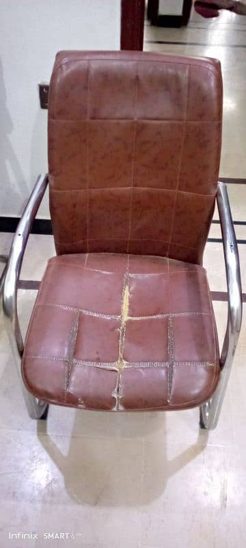 3 X CHAIRS FOR URGENT SALE 4