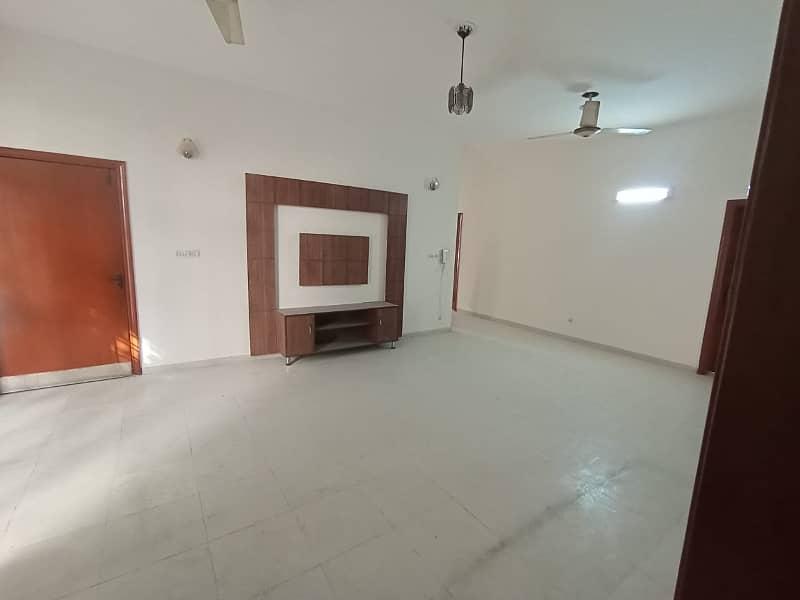 Top Location 1 Kanal New Lower Portion Available For Rent in DHA Phase 2 6