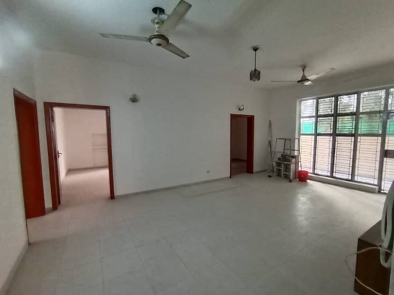 Top Location 1 Kanal New Lower Portion Available For Rent in DHA Phase 2 9