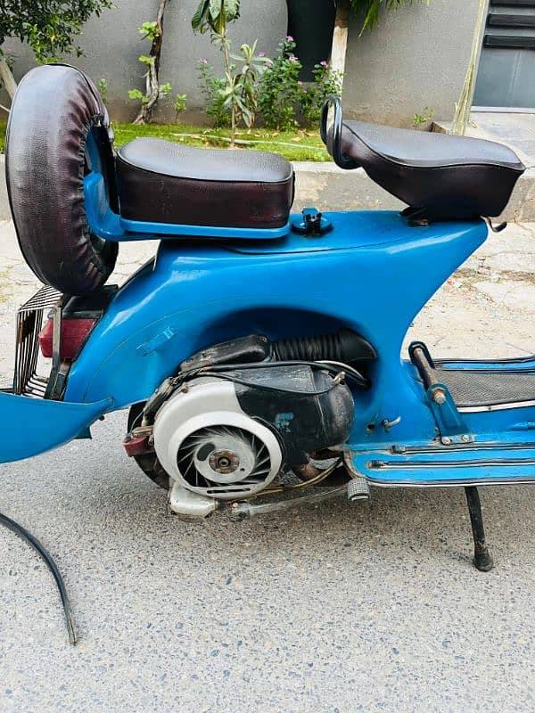 Vespa 2 stroke, made in Italy. 4