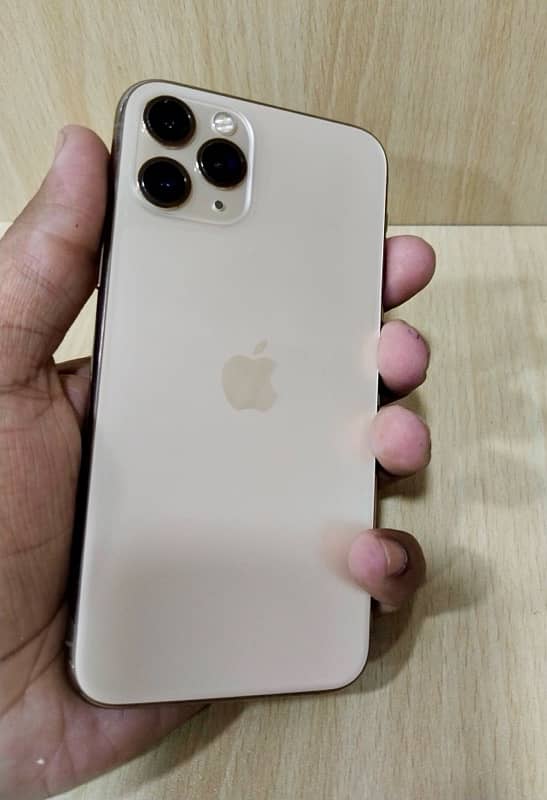 Iphone 11 Pro Factory Unlocked 100% ok 1