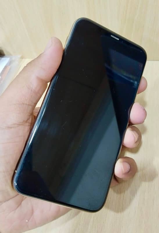 Iphone 11 Pro Factory Unlocked 100% ok 2